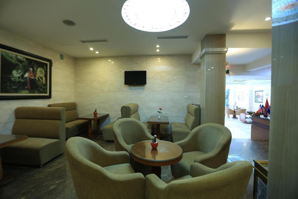 Moon View Hotel - 65 Cua Bac - By Bay Luxury Hanoi Luaran gambar